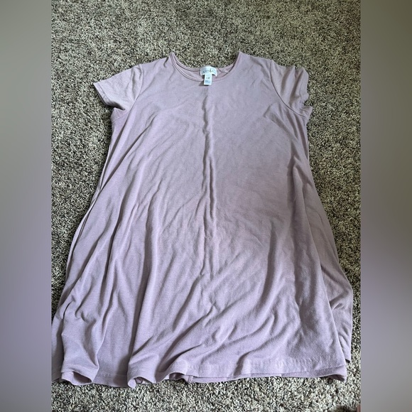 Dresses & Skirts - Cute dress